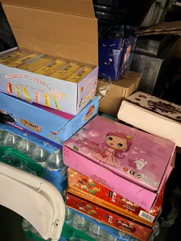 Giving out SQUISHIES & MORE preview